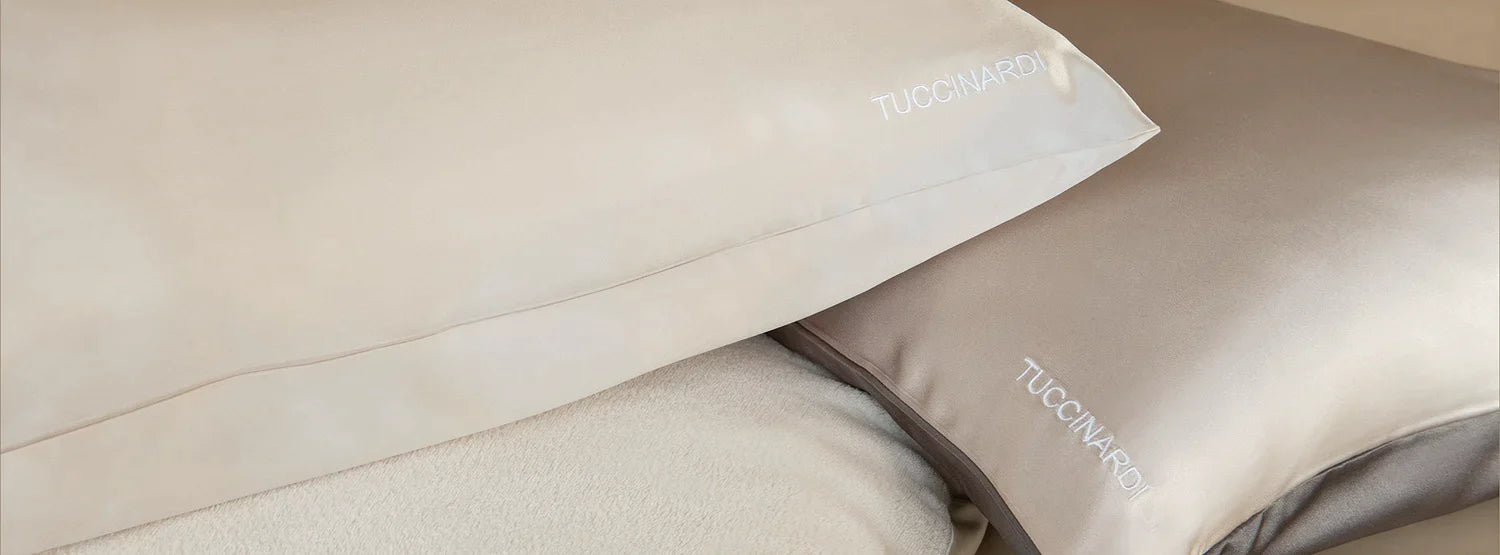 Taies d'oreillers signatures en soie - Studio Thomas Tuccinardi